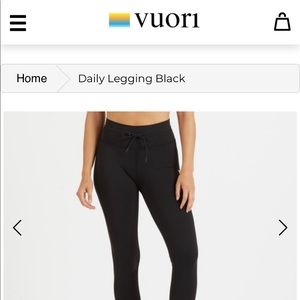 Vuori daily leggings in black